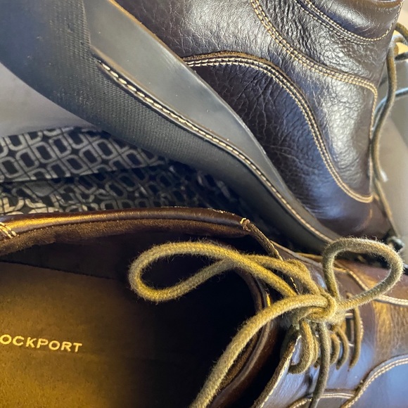 Shoes - Picture 3 of 7